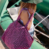 Jetzt im Löffelhase erhältlich: ROSE IN APRIL Einkaufstasche, Handtasche Damen, Tasche, Strandtasche, Shopper, Strandtasche, Damentasche  «leo orchidee», 34x50x62cm