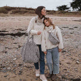 Jetzt im Löffelhase erhältlich: ROSE IN APRIL Einkaufstasche, Handtasche Damen, Tasche, Strandtasche, Shopper, Strandtasche, Damentasche  «leo greige», 34x50x62cm