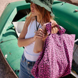 Jetzt im Löffelhase erhältlich: ROSE IN APRIL Einkaufstasche, Handtasche Damen, Tasche, Strandtasche, Shopper, Strandtasche, Damentasche  «leo orchidee», 34x50x62cm