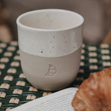 Jetzt im Löffelhase erhältlich: EULENSCHNITT Becher «Croissant» | Steingut