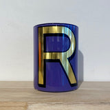 Ob der Anfangsbuchstabe vom Namen deiner Freundin, eine Buchstaben-Kombinationen zur Hochzeit oder ein witziges Wortspiel – diese Gläser sind ein Dekorationswunder.