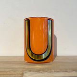 Ob der Anfangsbuchstabe vom Namen deiner Freundin, eine Buchstaben-Kombinationen zur Hochzeit oder ein witziges Wortspiel – diese Gläser sind ein Dekorationswunder.