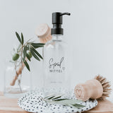 Jetzt im Löffelhase erhältlich: EULENSCHNITT Seifenspender «Spülmittel» | Transparent