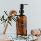 Jetzt im Löffelhase erhältlich: EULENSCHNITT Seifenspender «Handseife» | Braun