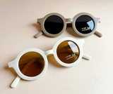 Jetzt im Löffelhase erhältlich: GRECH & CO Sonnenbrille | Für Kinder & Babies – die Kombi Buff & Stone