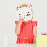 Jede Packung enthält acht bezaubernde Pappteller mit illustriertem Katzengesicht.