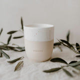 Jetzt im Löffelhase erhältlich: EULENSCHNITT Becher «Namaste» | Steingut