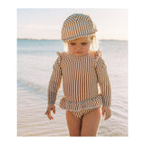 Die Streifen sorgen für den lässigen Look der Sonnenmütze.