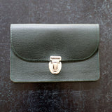 Jetzt im Löffelhase erhältlich: PAPOUTSI Lederportemonnaie «Borsa XL» | Talea