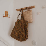 Jetzt im Löffelhase erhältlich: ROSE IN APRIL Einkaufstasche, Handtasche Damen, Tasche, Strandtasche, Shopper, Strandtasche, Damentasche  «leo caramel», 34x50x62cm