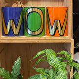 Wähle von diesen Buchstaben- & Satzzeichen-Gläsern den gewünschten Buchstaben und die stimmige Farb-Kombination.