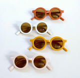 Jetzt im Löffelhase erhältlich: GRECH & CO Sonnenbrille | Für Kinder & Babies in matten Farben